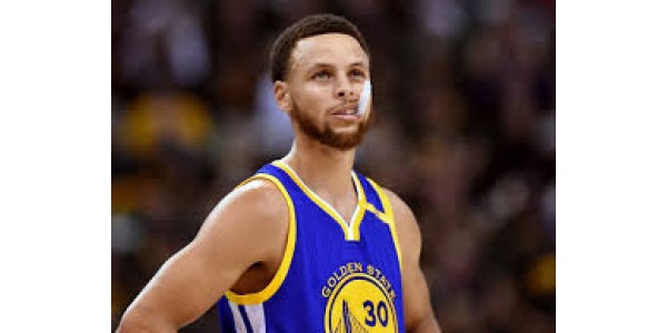 Curry donerede millioner til finansiering af opførelsen af golfholdet